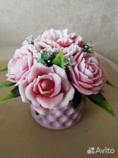 Букеты цветов из мыла в гипсовом кашпо