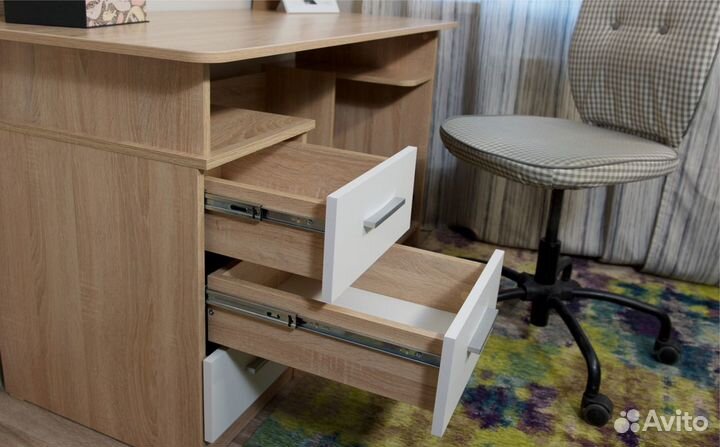 Компьютерный стол 1300мм 