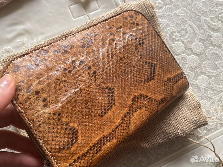 Кошелек из кожи питона
