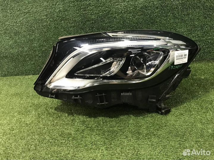 Фара левая Mercedes-Benz GLA-Class