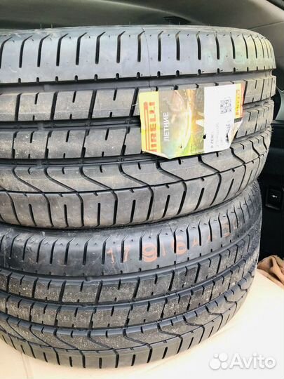 Pirelli P Zero Corsa 275/40 R20 106Y