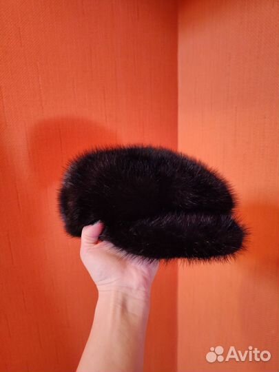 Зимняя норковая кепка