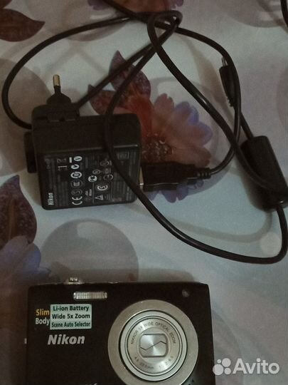 Компактный фотоаппарат