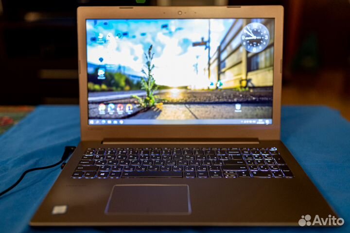 Ноут Lenovo IdeaPad 520-15IKB, матрица:15.6