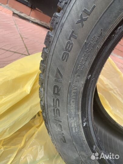 Nokian Tyres Hakkapeliitta 8 SUV 215/55 R17