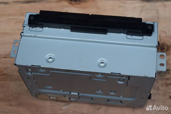 Магнитола Volvo V40 2 2016 P31466824AA