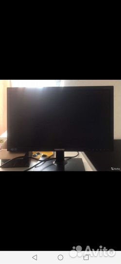 Монитор Samsung