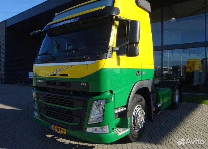 Pазбираем грузовик Volvo FM с 2013
