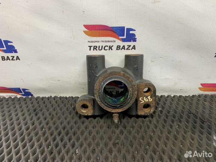 2098316 Кронштейн тормозного вала левый