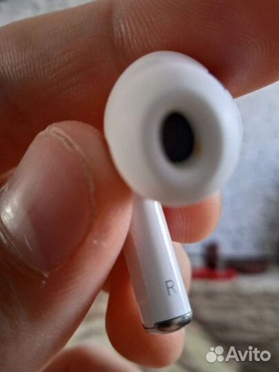 Абсолютно новые airpods pro