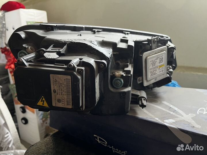 Фара левая на volkswagen tousreg nf левая