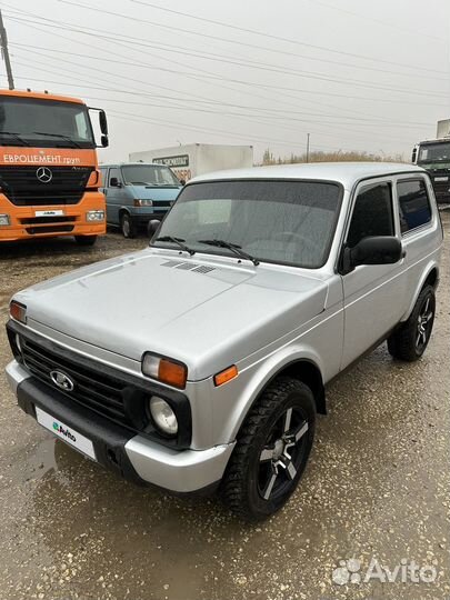 LADA 4x4 (Нива) 1.7 МТ, 2016, 142 000 км