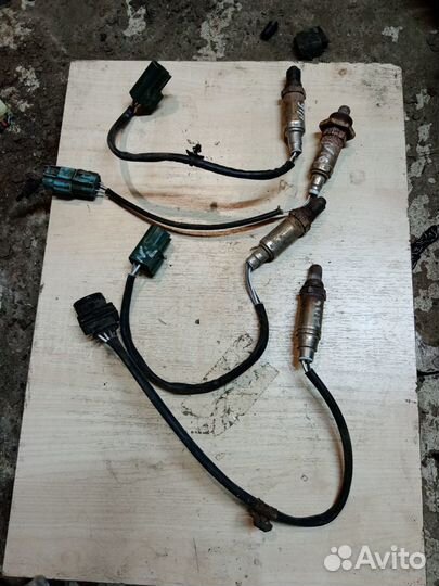 Датчик кислородный на Ниссан Алмера N16 03г