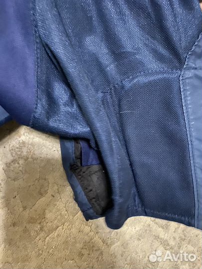 Хоккейные шорты и коньки