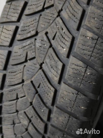 Goodyear UltraGrip 225/65 R17