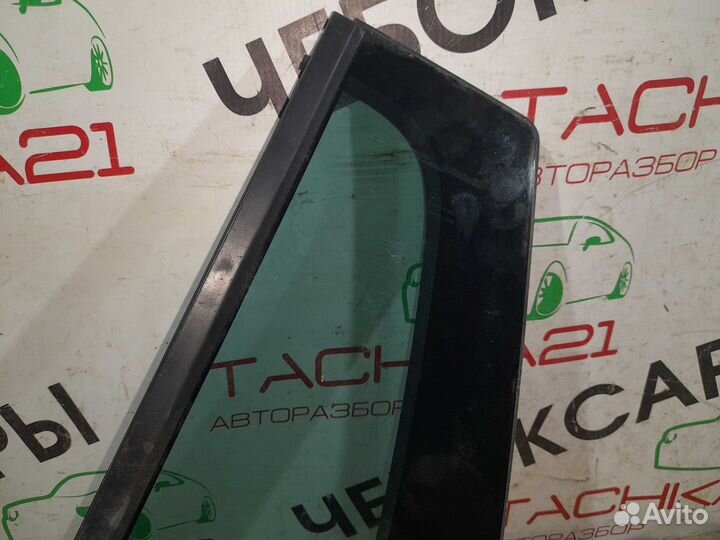 Форточка задней левой двери VW Tiguan 2 (2016+)