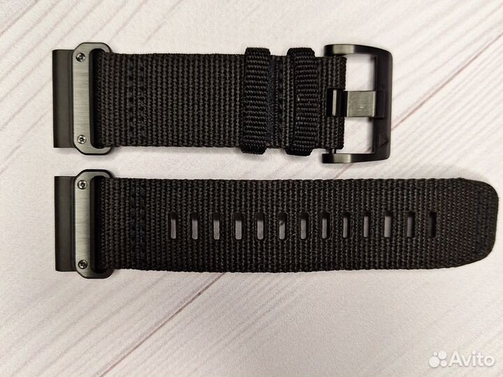 Ремешок нейлоновый Garmin Tactix / Enduro