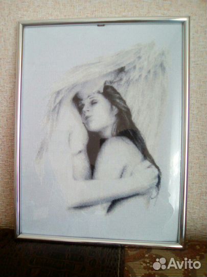 Вышитая картина Объятия ангела