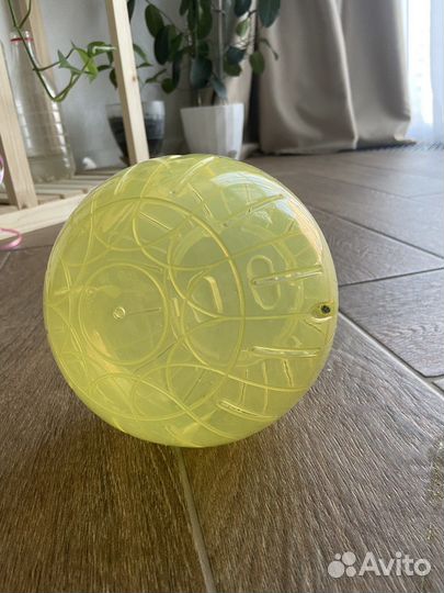 Колесо и прогулочный шар