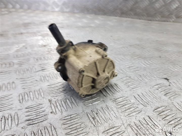 Насос вакуумный Мерседес Vito Viano W639