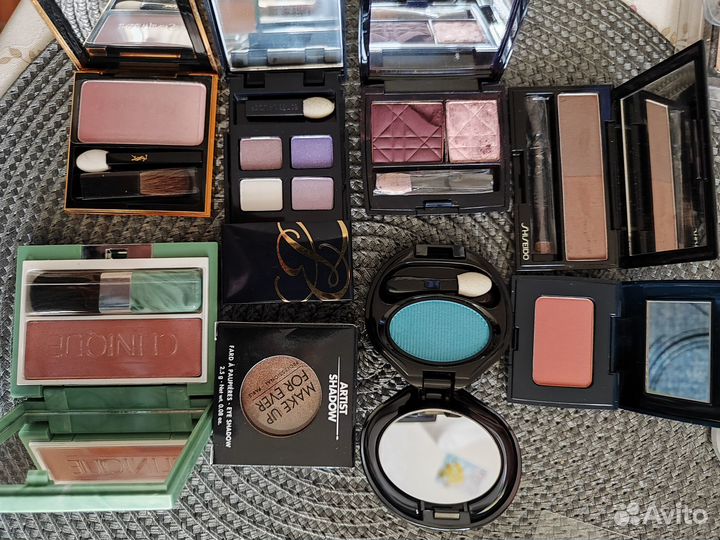 Тени для глаз