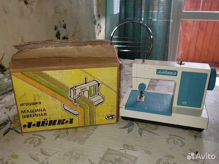 Детская швейная машинка Алёнка 89 г