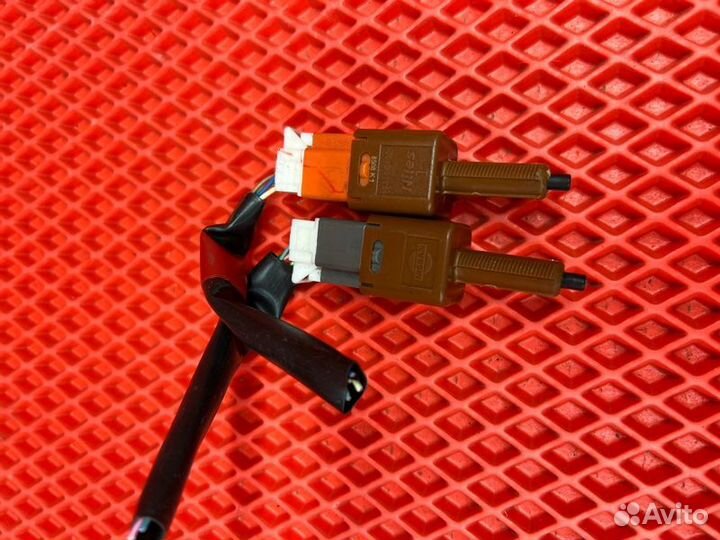 Датчик педали тормоза Nissan Note HE12 HR12DE 2018