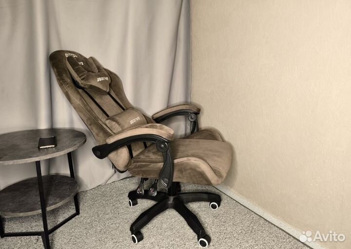Компьютерное кресло игровое велюр