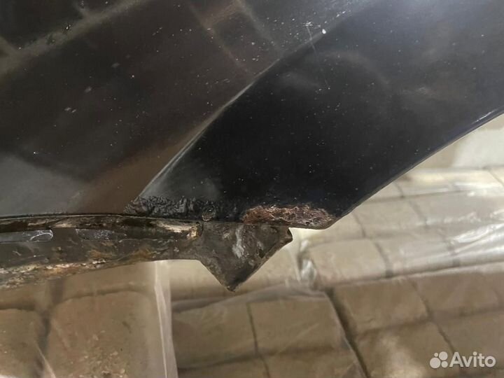 Передние крылья на LADA granta