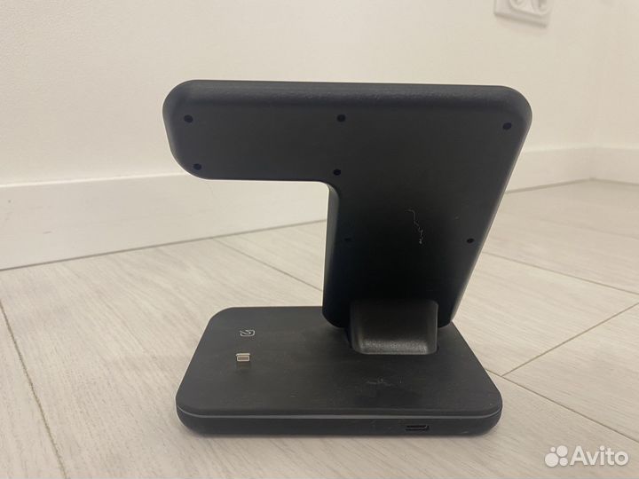 Бепроводное зарядное 3 в 1