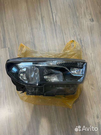 Фара на LADA веста