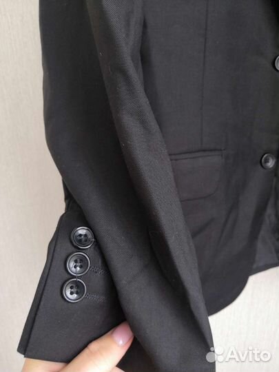 Пиджак школьный для мальчика новый