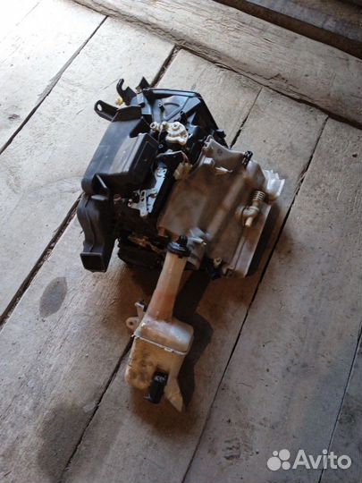 Бачок омывателя с моторчиком