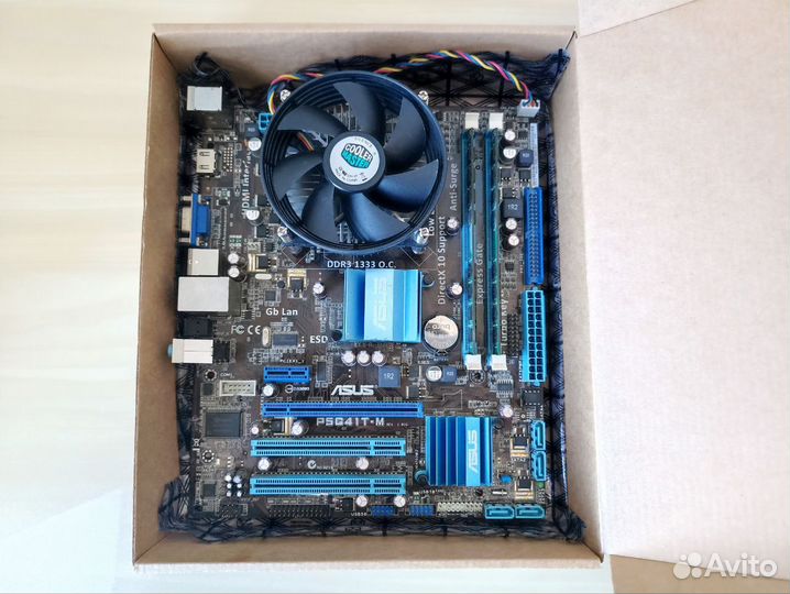 Отличный Комплект 4 ядра + Материнка + 8Gb память