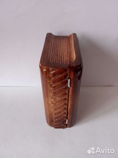 Резная шкатулка 