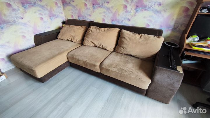 Угловой диван