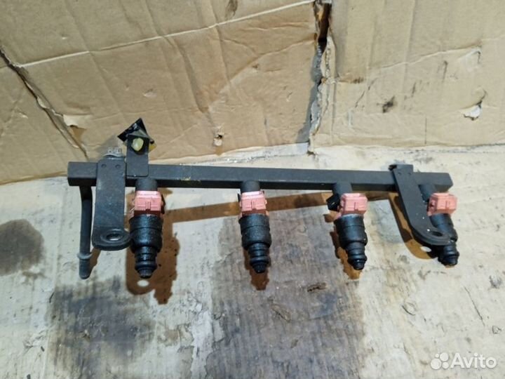 Рампа топливная Chevrolet Aveo т250