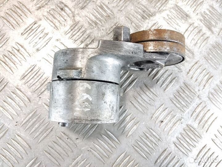 Натяжитель ремня Audi A6 c5 C5