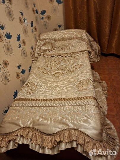 Покрывало на кровать 160 200 бу