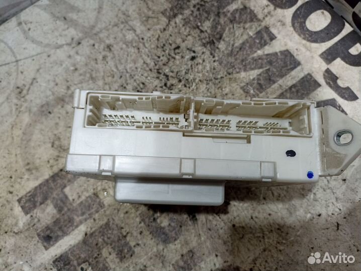 Блок предохранителей Lexus GS450h S191