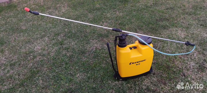 Опрыскиватель садовый ручной