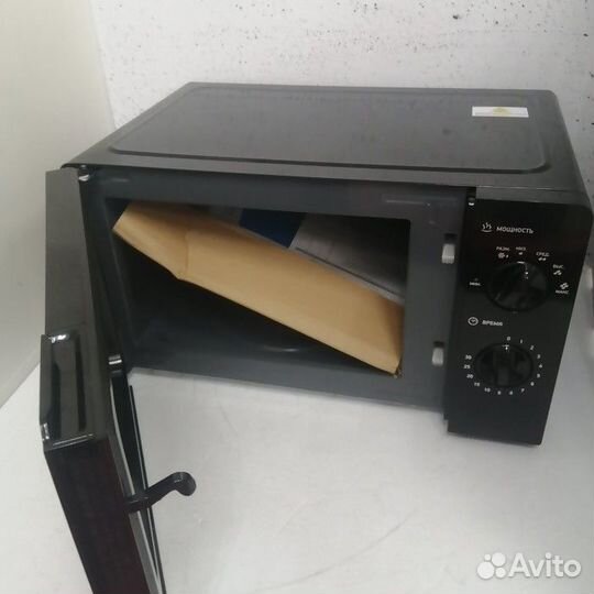 Микроволновая печь BBK 17MWS-782M/B