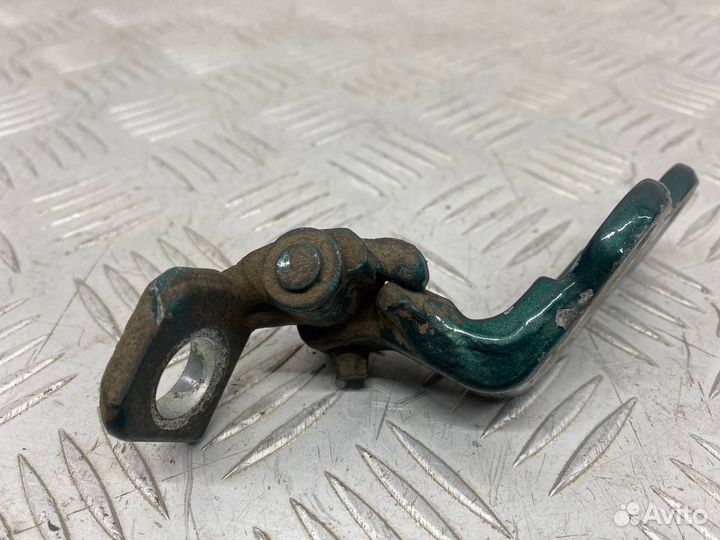 Б/У петля двери задний левый Ford Focus DBW SE