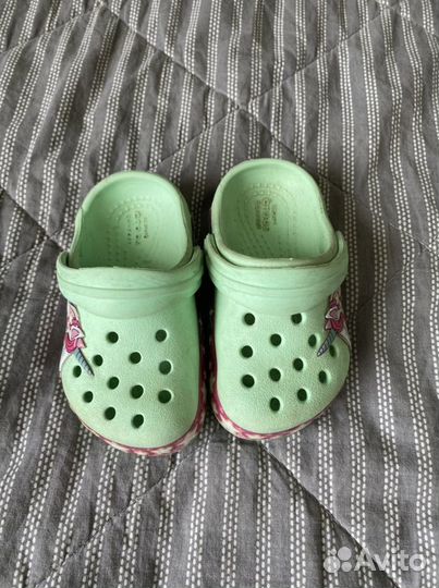 Обувь на девочку 21 размер пакетом crocs, camper