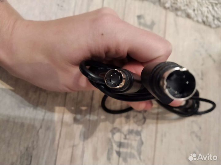 Редкий кабель для iPhone