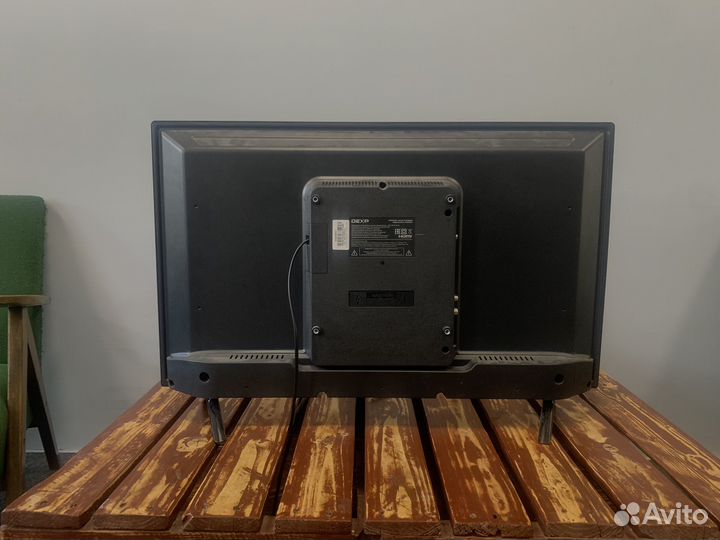 Телевизор dexp 81см