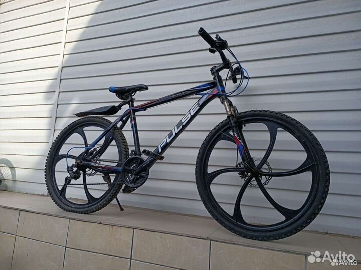 Велосипед литые 26 дюймов