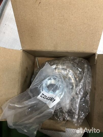 Комплект подшипника ступицы колеса SNR R173.42