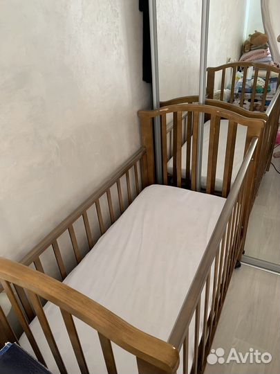 Детская кроватка