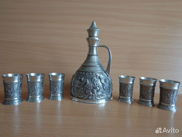 Коллекционный набор для шнапса.Германия